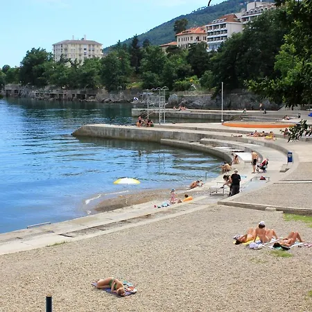 شقة With A Parking Space Lovran, Opatija - 7807 لوفغان