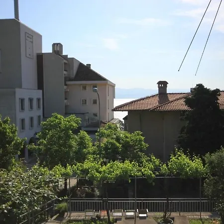 With A Parking Space Lovran, Opatija - 7807 لوفغان